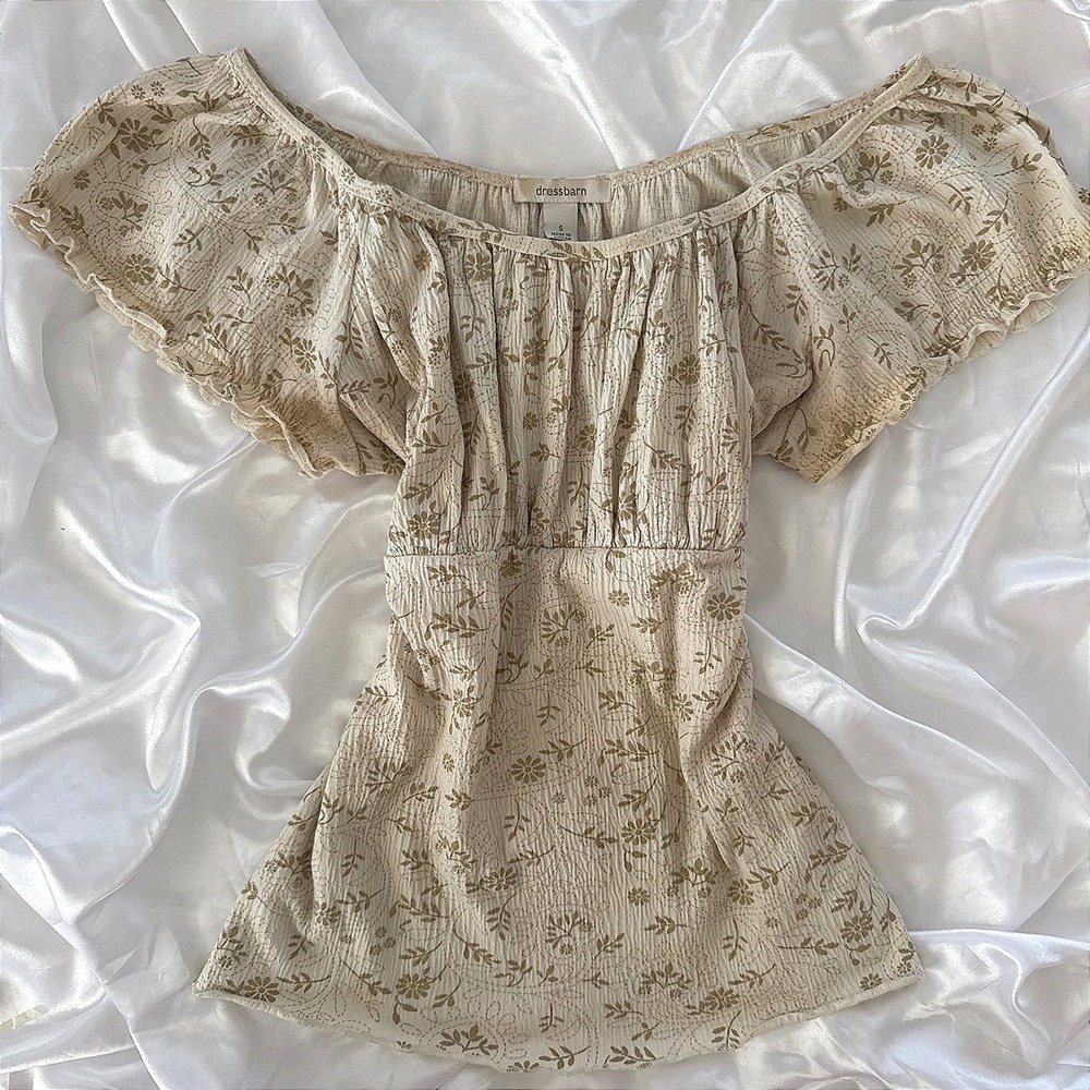 Dressbarn Floral Cottagecore Off Shoulder Flutter Sleeve Blouse Cream Green S